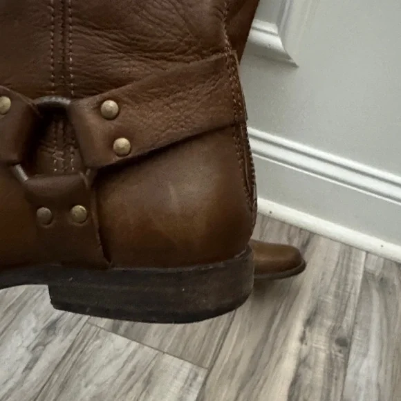 Frye Philip Harness 9R - Picture 6 of 16